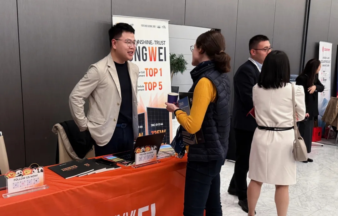 aab15f0efe950a992ba4a8091e0a4306.jpg aab15f0efe950a992ba4a8091e0a4306.jpg