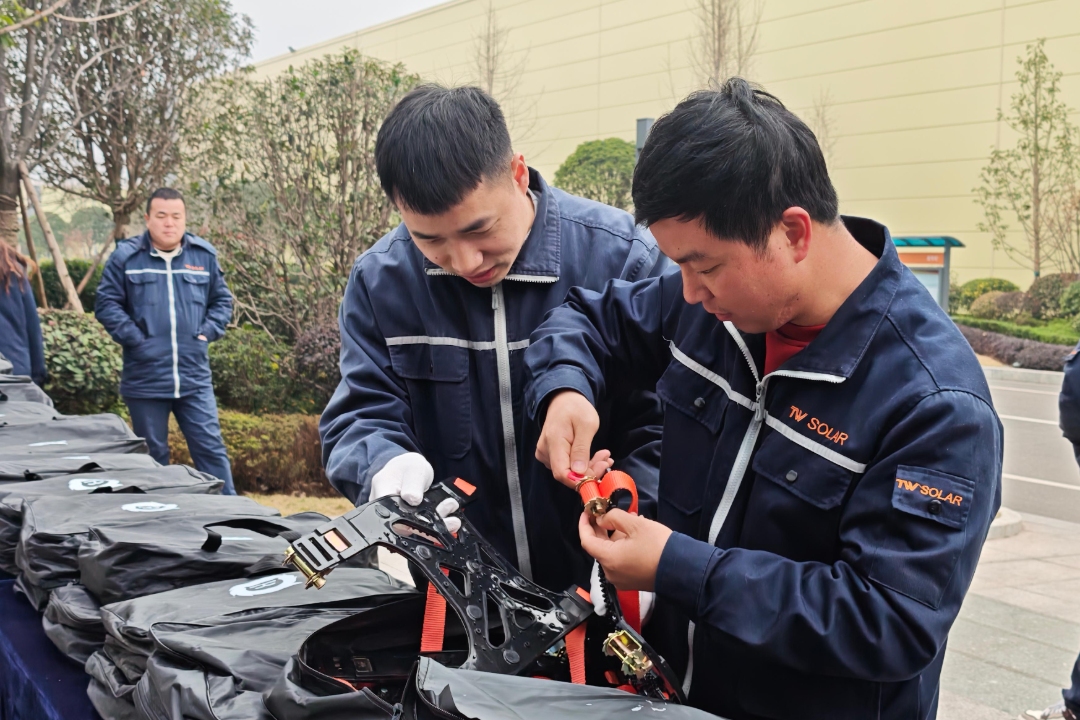 c9f89cb3234a733403ff2498cc5c5d74.jpg c9f89cb3234a733403ff2498cc5c5d74.jpg