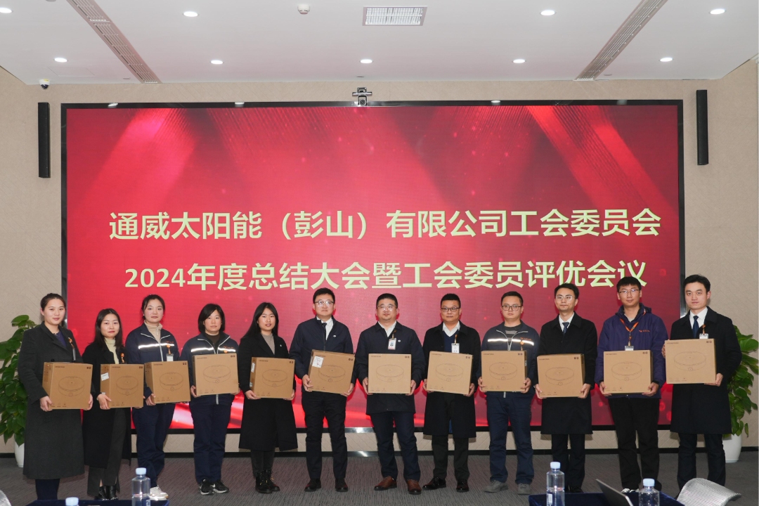 b6ae643f673422dc9010453f3f9ee206.jpg b6ae643f673422dc9010453f3f9ee206.jpg