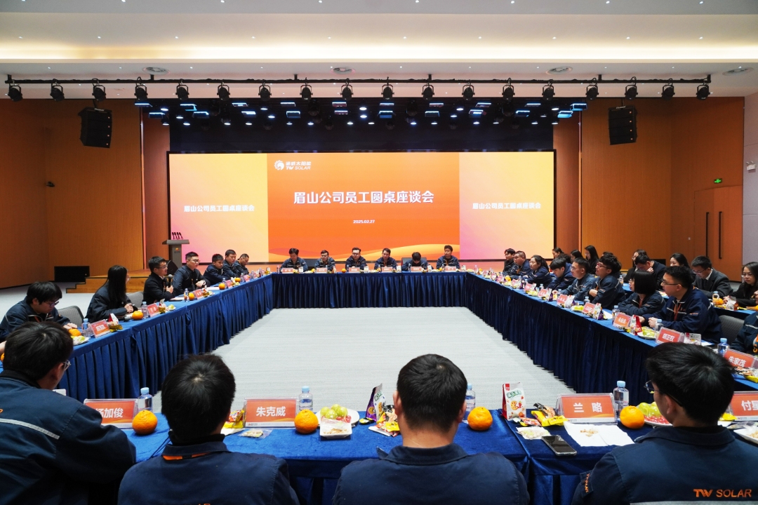 ed9474005084e38f2c96d314bb710132.jpg ed9474005084e38f2c96d314bb710132.jpg