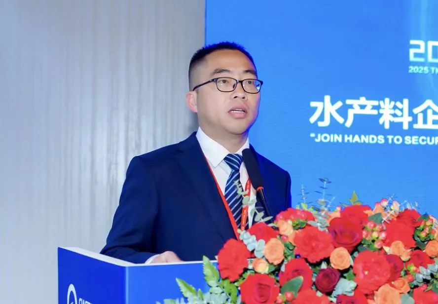 38eaf467c2090fca7f2680062169c779.jpg 38eaf467c2090fca7f2680062169c779.jpg