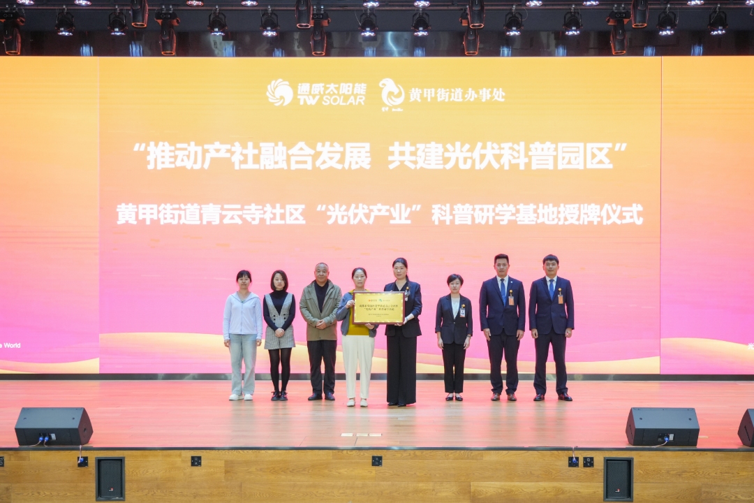 43b76daf524a83a174f9e1a47e88e342.jpg 43b76daf524a83a174f9e1a47e88e342.jpg