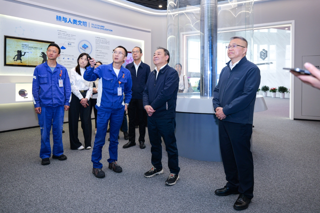 b6e0b6ed70c697adff1210a44641b3ba.jpg b6e0b6ed70c697adff1210a44641b3ba.jpg