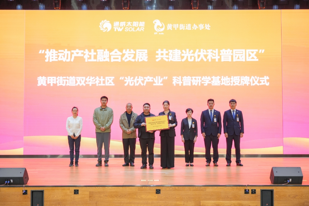 bd76ac88181edb5cc70c3a4bb3119ea1.jpg bd76ac88181edb5cc70c3a4bb3119ea1.jpg